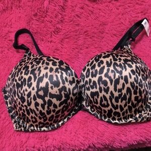 Victoria's Secret Black and Tan Bra with Underwire Support